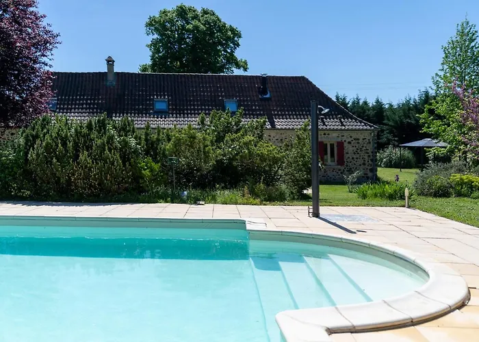 La Fermette Du Perougord A Rouffignac-st-cernin Perigord Noir Bed & Breakfast